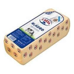 Queso de barra Larsa clásico